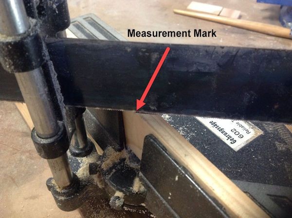 Hand mitre saw measurement mark